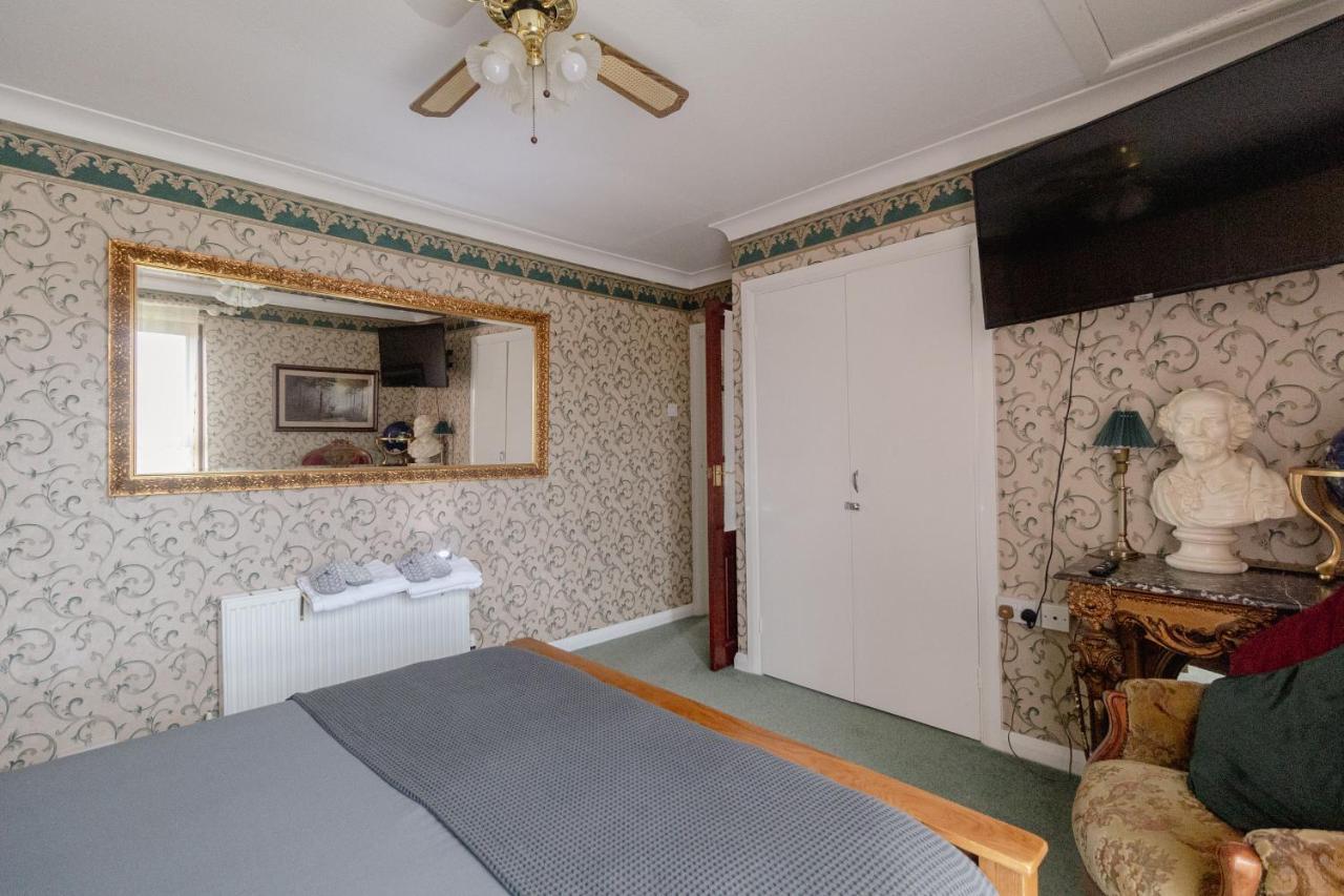 Palm Bay'S Luxury Bungalow - Self Check In & Parking Villa Margate Exterior foto